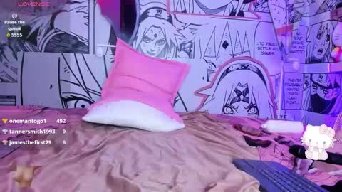 Snapshot of megan_cute4u chatting on February 3, 6:40 am Megan online show from February 3, 6:40 am