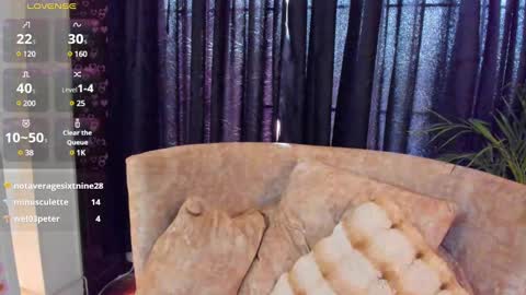     online show from February 25, 5:36 pm