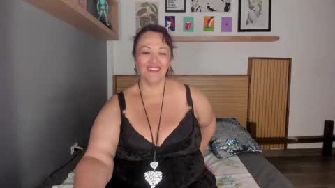 megan_dreams1 online show from February 16, 3:58 am