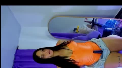 Snapshot of megan_foxxx_03 chatting on April 28, 10:48 pm Megan online show from April 28, 10:48 pm