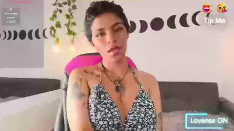 megan_hottts online show from January 6, 2:10 pm