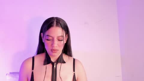 Snapshot of megan_jenner1 chatting on May 16, 6:32 am megan_jenner1 online show from May 16, 6:32 am