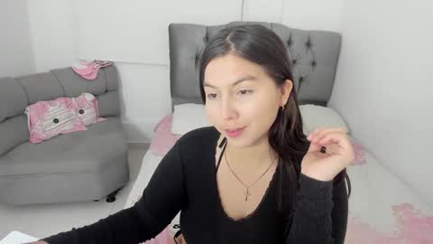 Megan   online show from December 18, 2:06 am