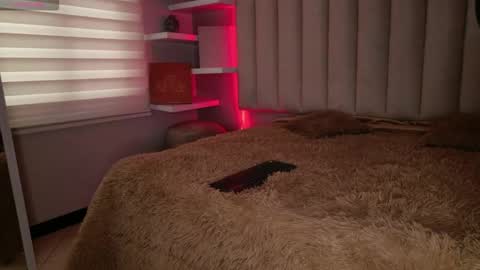 Snapshot of megan_moore__ chatting on November 24, 1:55 pm online show from November 24, 1:55 pm