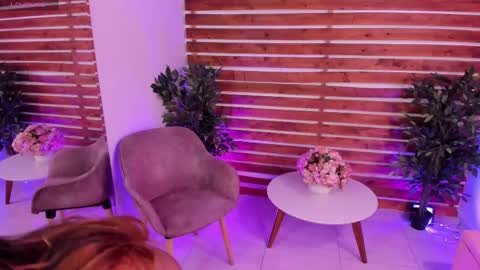 Snapshot of megan_raiin chatting on October 7, 9:06 am megan_raiin online show from October 7, 9:06 am