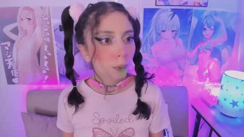 Snapshot of megan_yagami chatting on December 12, 8:25 am Megan online show from December 12, 8:25 am