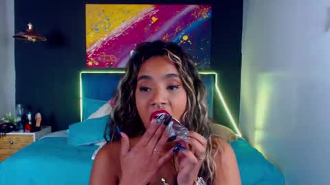 M E G A N   online show from January 31, 1:33 am