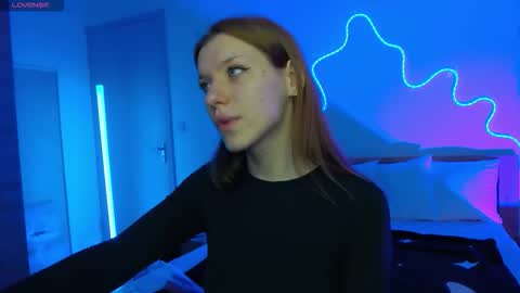 megancat333 online show from November 23, 1:33 pm