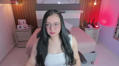 Snapshot of megancero chatting on April 20, 12:30 pm Megan online show from April 20, 12:30 pm