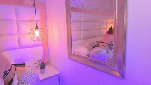 Megan online show from November 28, 10:34 pm