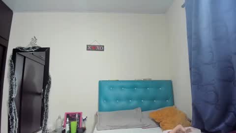 megan        online show from December 14, 4:56 am