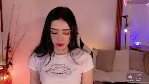 Snapshot of meganlake chatting on May 2, 1:38 pm megan lake online show from May 2, 1:38 pm