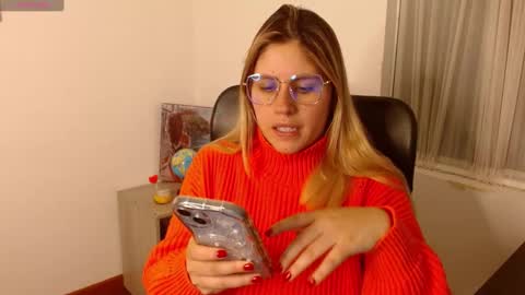 MEGAN online show from March 4, 4:41 pm