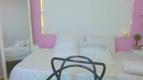 meganlust11 online show from April 25, 2:03 am