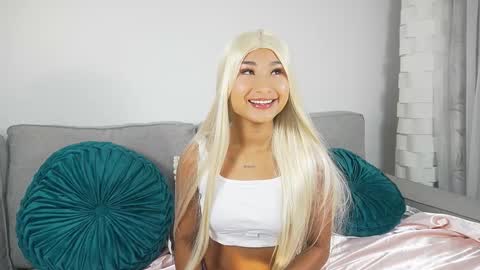 Mara online show from September 25, 10:30 am