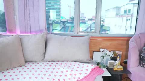 Mara online show from November 21, 1:10 pm