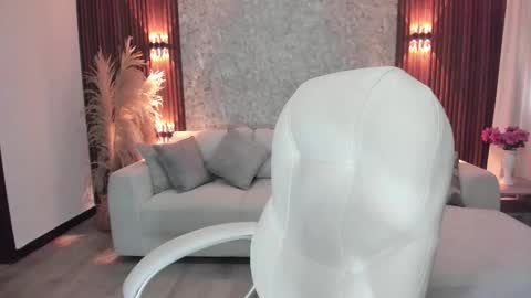 Megan  online show from December 18, 7:42 pm