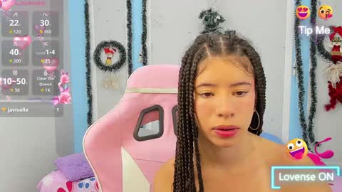 Snapshot of meganqueen2 chatting on December 12, 1:17 pm Megan Queen online show from December 12, 1:17 pm