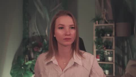 megan online show from February 20, 6:19 pm