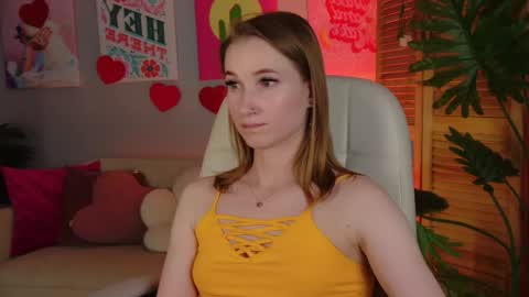Snapshot of meganrodgers chatting on May 19, 1:56 am megan online show from May 19, 1:56 am