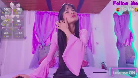 Snapshot of meganrouss7 chatting on October 5, 11:41 am Megan online show from October 5, 11:41 am