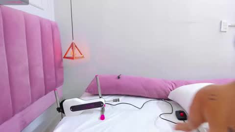 Megan  online show from November 18, 8:24 pm