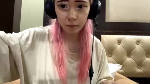 Snapshot of megansavells chatting on November 17, 9:59 am Hellas online show from November 17, 9:59 am