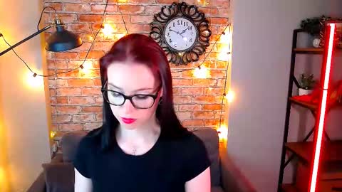 Snapshot of meganstones chatting on October 3, 1:52 pm Megan online show from October 3, 1:52 pm