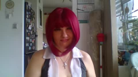 Snapshot of meganwetpussy chatting on July 2, 9:37 am Megan online show from July 2, 9:37 am
