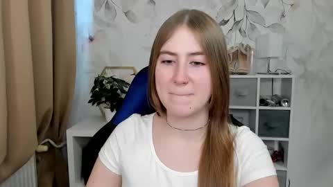 Snapshot of meganx_candy chatting on March 27, 7:14 am Megan online show from March 27, 7:14 am