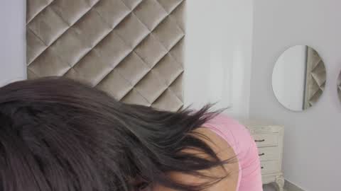 M E G A R A online show from December 17, 7:50 am