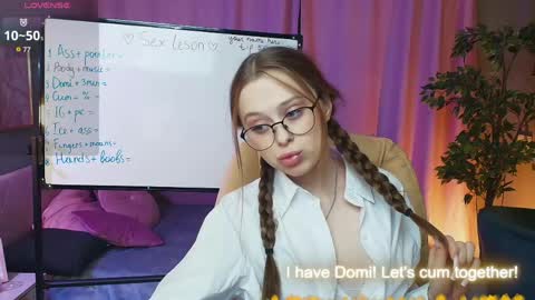 Snapshot of megg_ryan chatting on April 29, 2:10 pm megg_ryan online show from April 29, 2:10 pm
