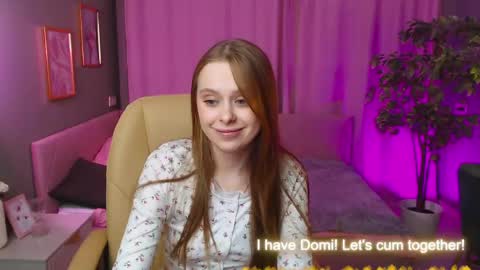 Snapshot of megg_ryan chatting on May 17, 2:02 pm megg_ryan online show from May 17, 2:02 pm
