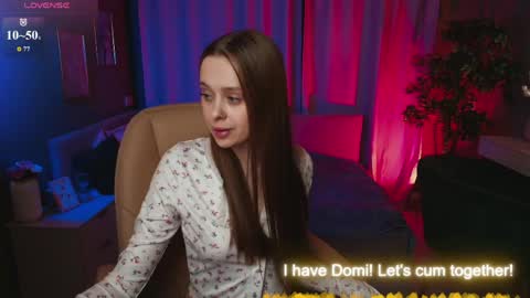Snapshot of megg_ryan chatting on June 1, 2:08 pm megg_ryan online show from June 1, 2:08 pm