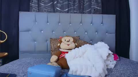 meggan online show from November 20, 5:07 am