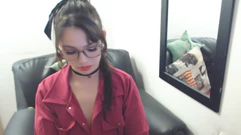 Snapshot of meghan_cherrys chatting on January 24, 5:31 am meghan online show from January 24, 5:31 am