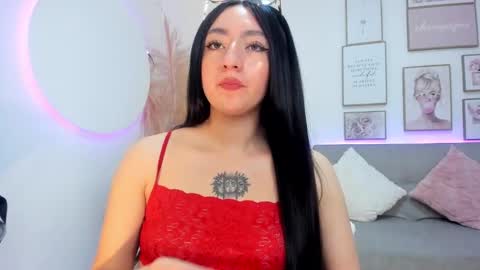 Snapshot of meghan_lane chatting on October 2, 2:35 pm meghan_lane online show from October 2, 2:35 pm