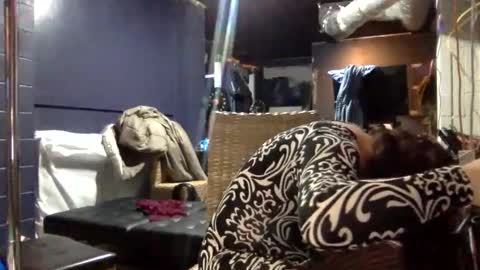 Snapshot of meghanhanx chatting on December 5, 12:30 am meghan online show from December 5, 12:30 am