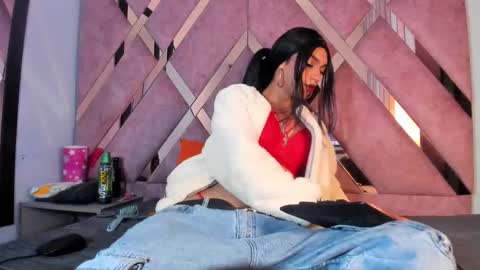 Snapshot of meghanqueen__ chatting on February 11, 4:50 am meghanqueen__ online show from February 11, 4:50 am