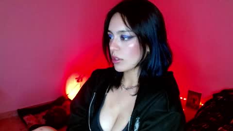 Melissa online show from November 20, 2:12 am