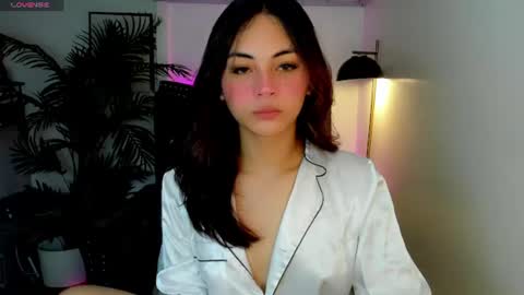 Snapshot of meiluxe chatting on June 16, 10:07 am meiluxe online show from June 16, 10:07 am