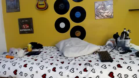 MEIS online show from April 27, 2:20 am