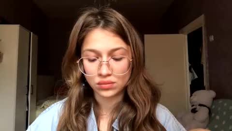 Mekyy online show from September 24, 1:25 pm