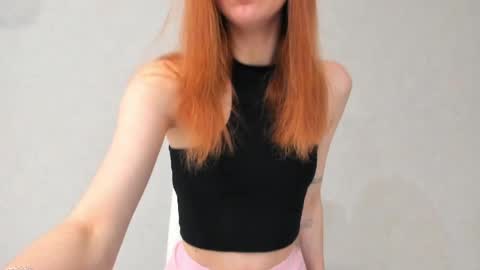 mel__lisa online show from April 14, 9:10 pm