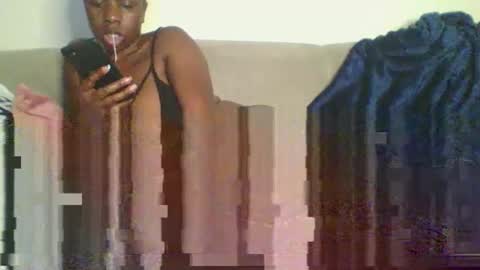 pretty online show from November 20, 11:10 am