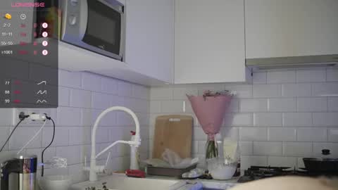 Snapshot of mel_collins chatting on December 13, 9:09 pm MELANIE  PVT ONLY 60TK PER MIN online show from December 13, 9:09 pm
