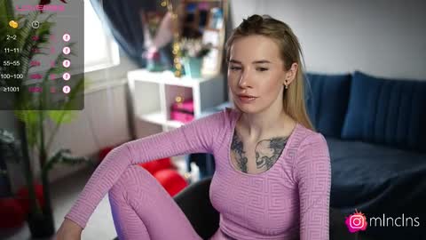 Snapshot of mel_collins chatting on March 4, 12:22 pm MELANIE  PVT ONLY 60TK PER MIN online show from March 4, 12:22 pm