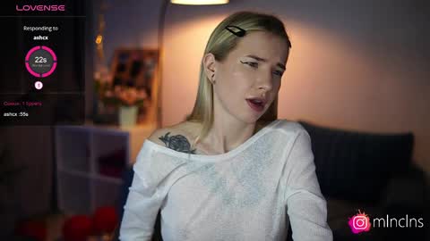 Snapshot of mel_collins chatting on March 10, 4:14 pm MELANIE  PVT ONLY 60TK PER MIN online show from March 10, 4:14 pm