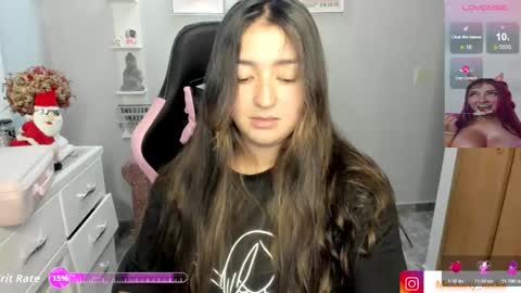 Snapshot of melaany_ chatting on January 7, 12:46 am Melaany online show from January 7, 12:46 am