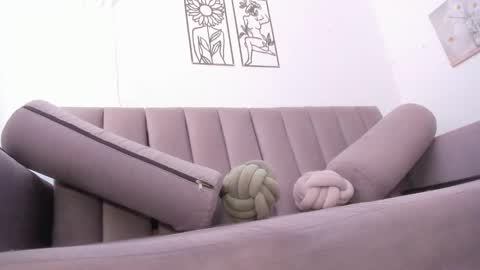 melani greyy online show from February 14, 9:22 pm